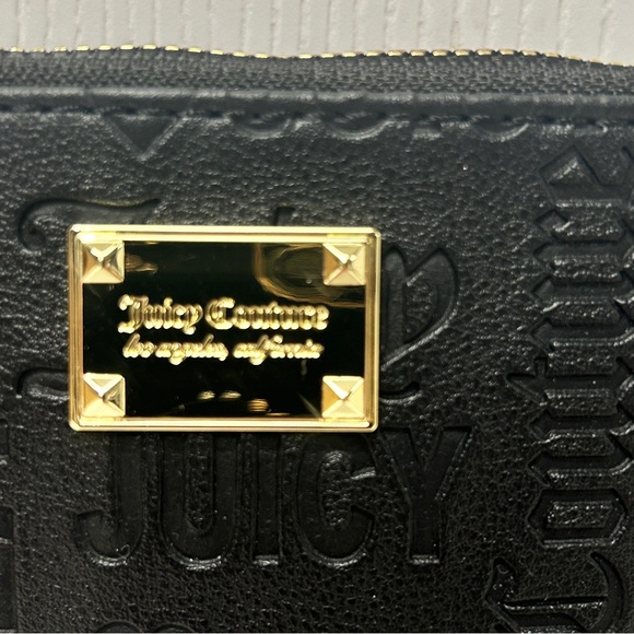Juicy Couture Embossed Black Gold Logo Stud Daydreamer Wristlet Wallet - NWT - Picture 5 of 9